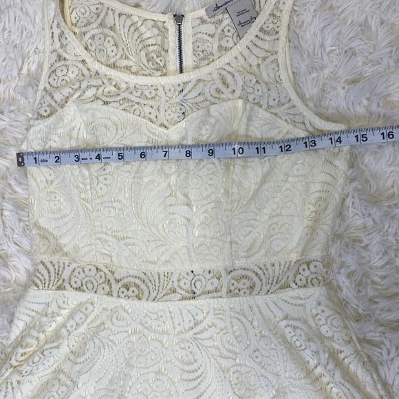 American Rag Charlotte Floral Lace Dress. Size Medium. Creamy Ivory color - Picture 12 of 14